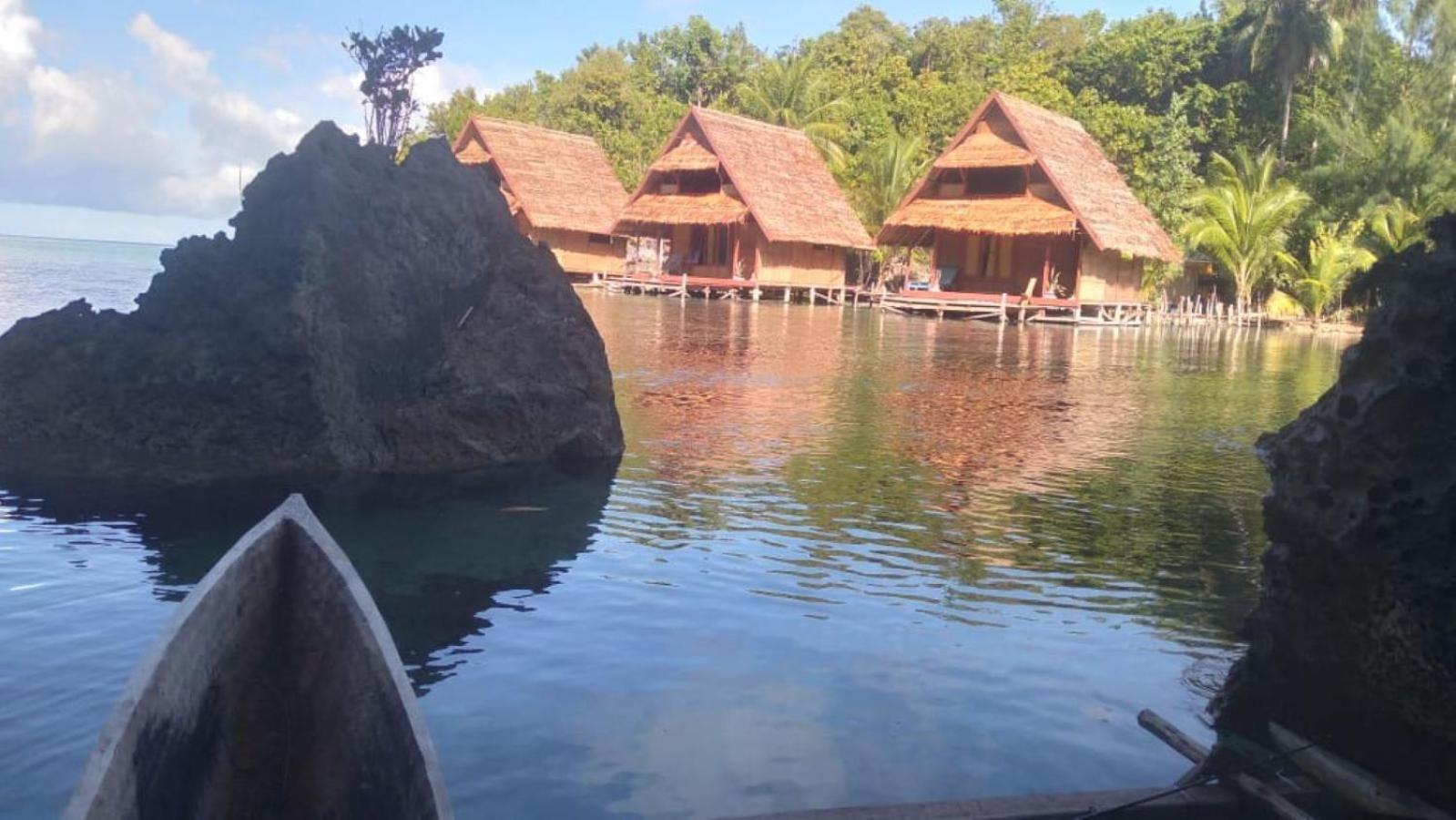 Beser Bay Homestay Besir ภายนอก รูปภาพ