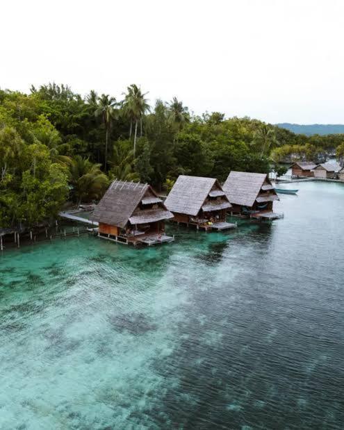 Beser Bay Homestay Besir ภายนอก รูปภาพ